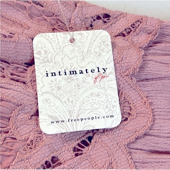 Free People Adella Slip Dress. Dusty Rose Pink.
Size Small, NWT - Picture 8 of 9